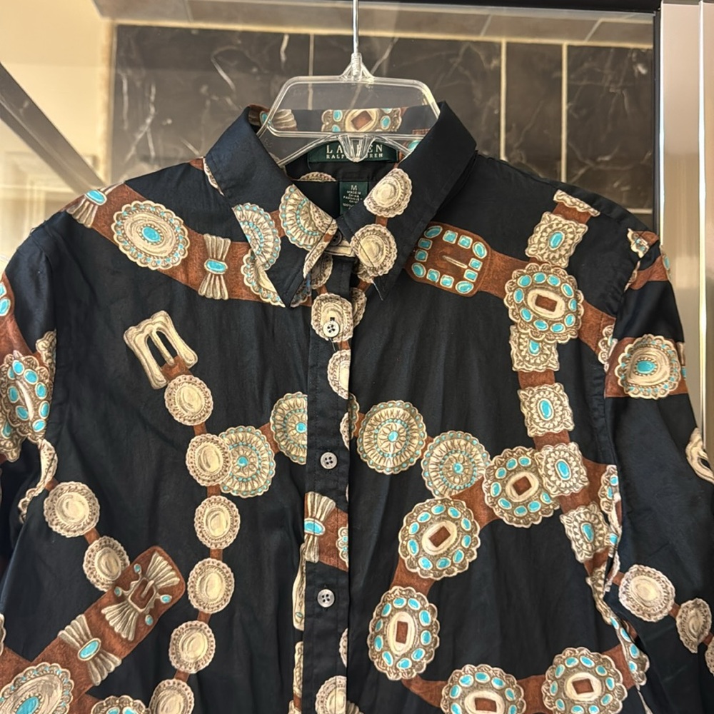 Lauren Ralph Lauren top, size M, like new condition. - Picture 2 of 7